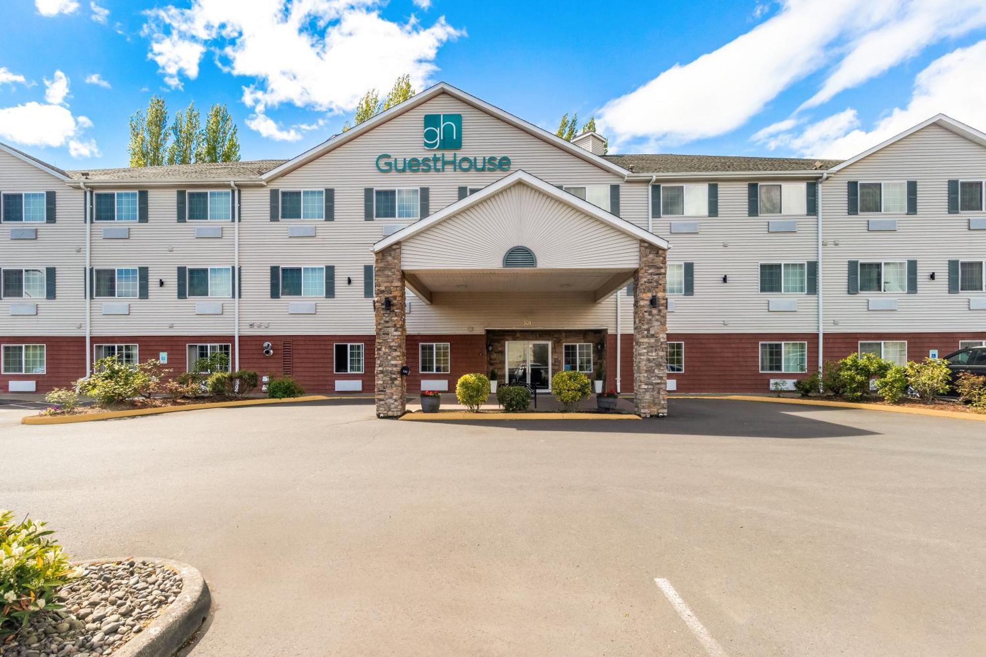 Guesthouse Inn & Suites Kelso/Longview Exterior photo