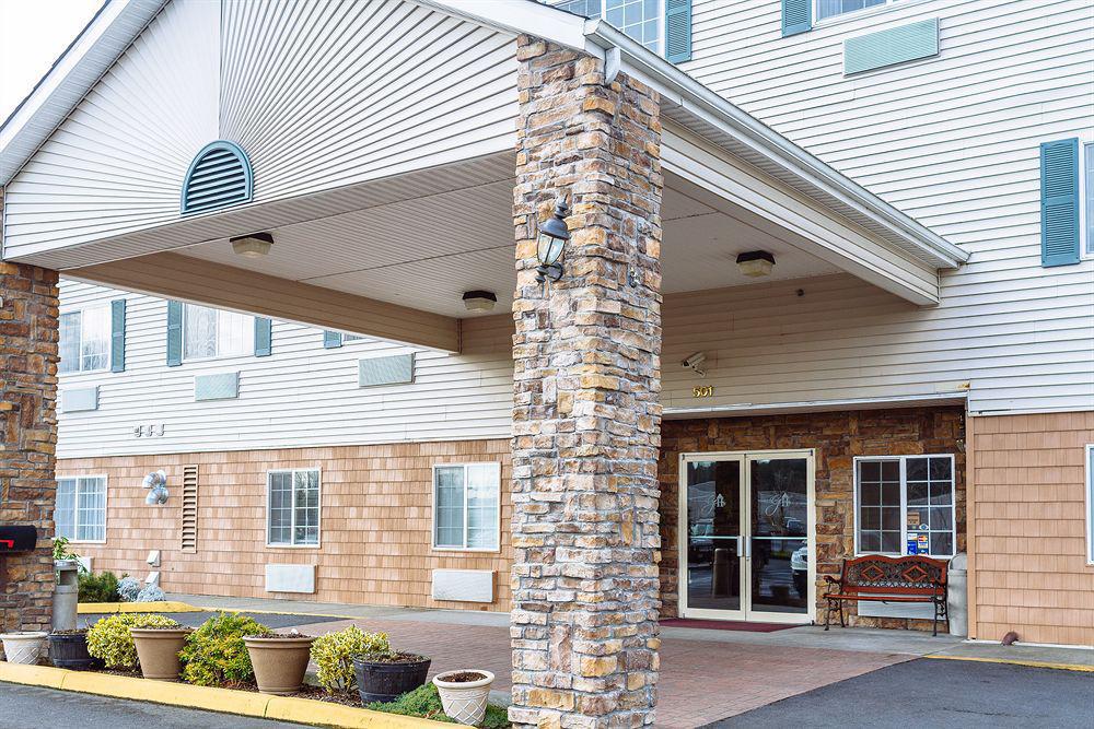 Guesthouse Inn & Suites Kelso/Longview Exterior photo